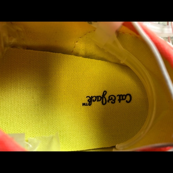 Cat & jack girl shoes - Picture 3 of 3